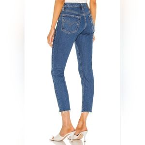 D1. LEVIS 501 SKINNY JEAN IN JIVE NIGHT MOVES